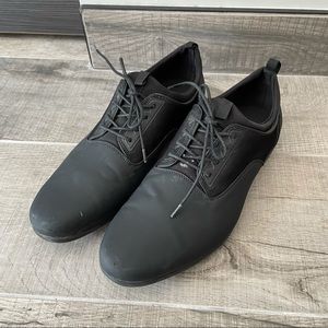 Zara men’s clean casual dress shoe size 44 EUR